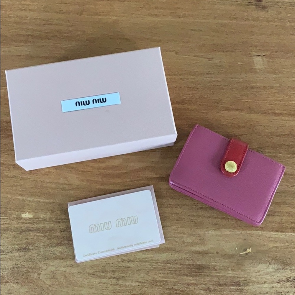 Miu Miu Credit Card Accordion Wallet Pink/Red